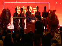 賽瑪PANASEIMA新品上市發(fā)布會，招來了記者和各國合作伙伴踴躍參加
